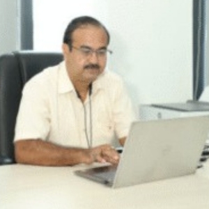 Deepak Gunwant, Executive Director